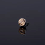 Bezel-Set Swarovski Titanium Threaded End